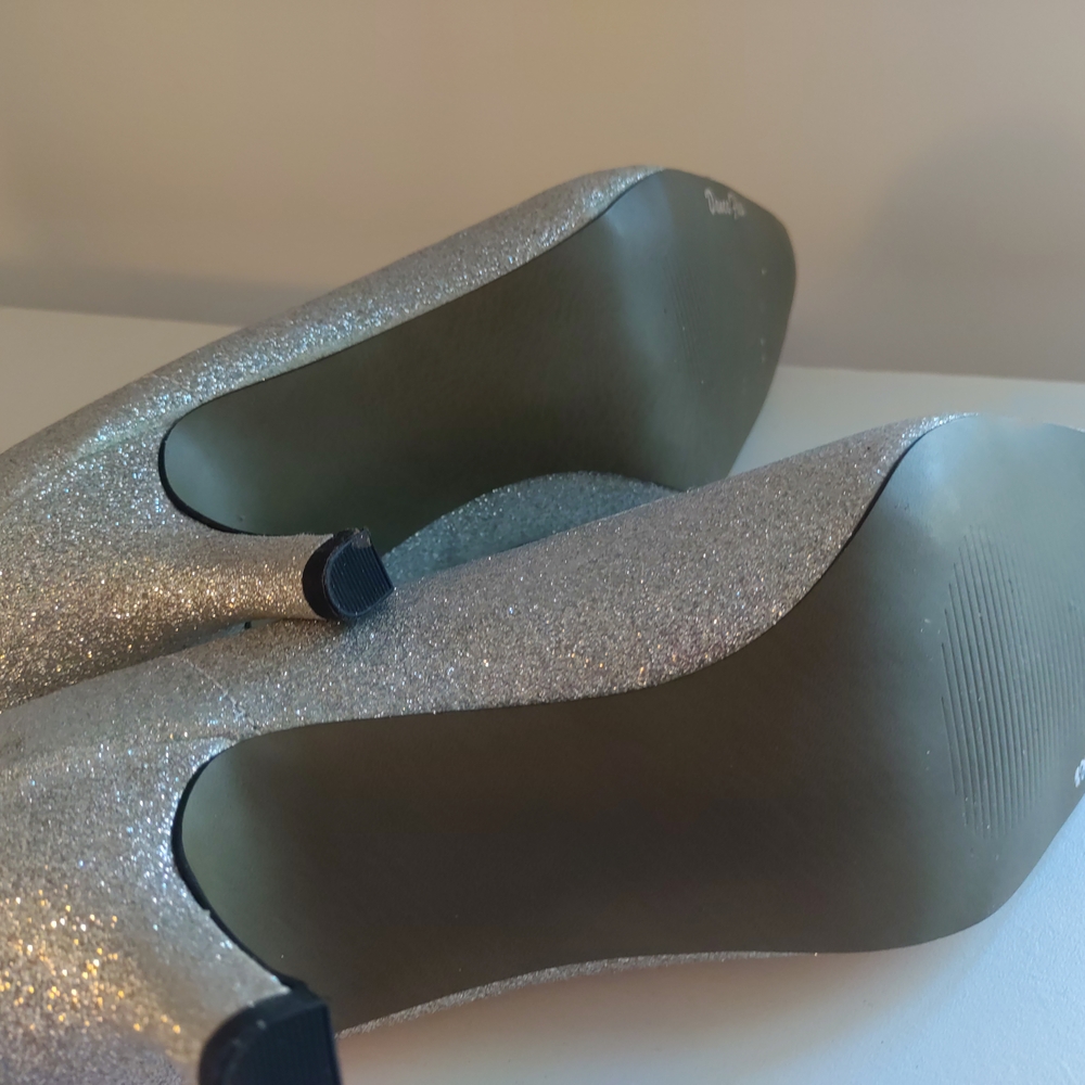 Easy Street Glittering Silver Heels